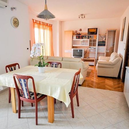 Angela Apartman Novigrad Istria Kültér fotó